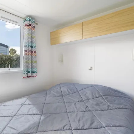 Mobil-home Dans 5 Etoiles * Torreilles