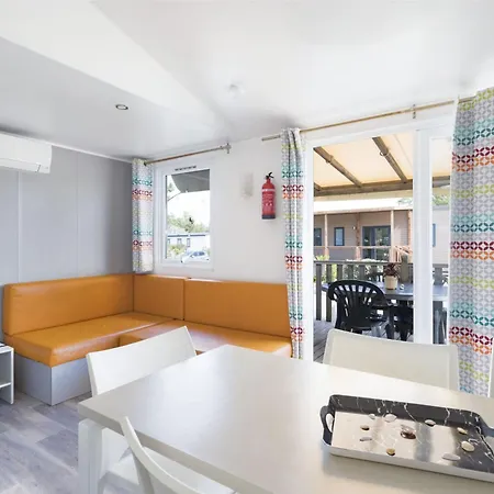 Mobil-home Dans 5 étoiles *