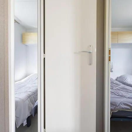 Mobil-home Dans 5 étoiles * Torreilles