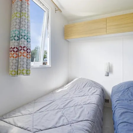 Nyaraló Mobil-home Dans 5 Etoiles *
