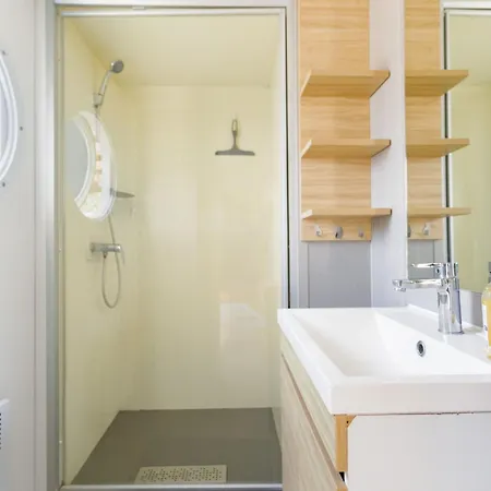 Mobil-home Dans 5 Etoiles Vakantiehuis Torreilles